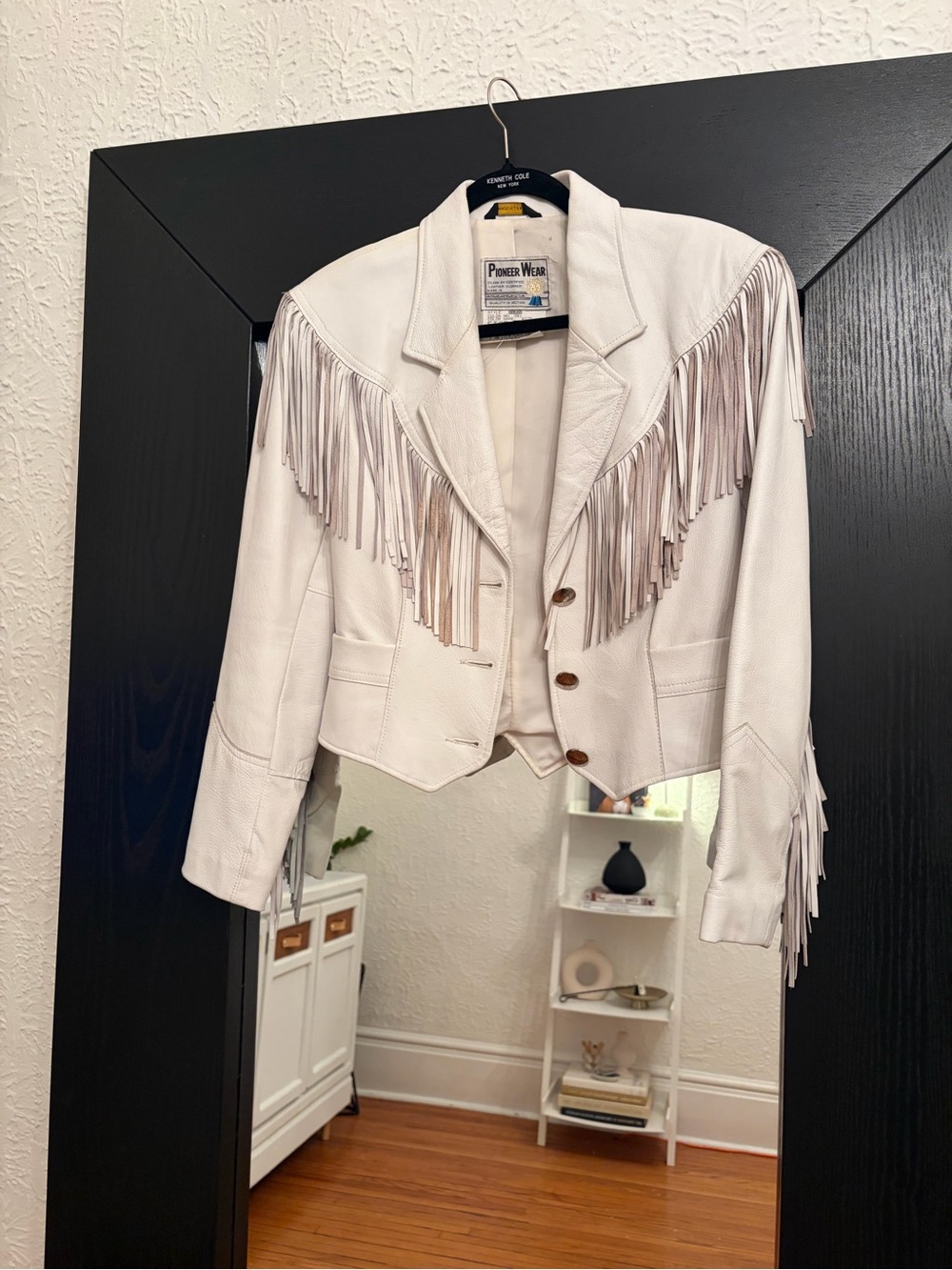 PIONEER WEAR White Leather Fringe Western Jacket
